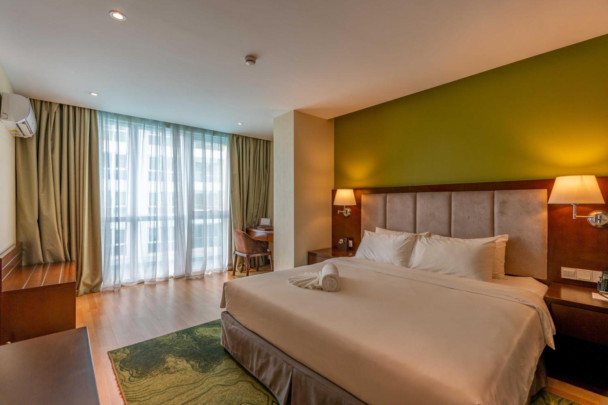Olympia City Hotel By Dara Phnom Penh Exterior foto